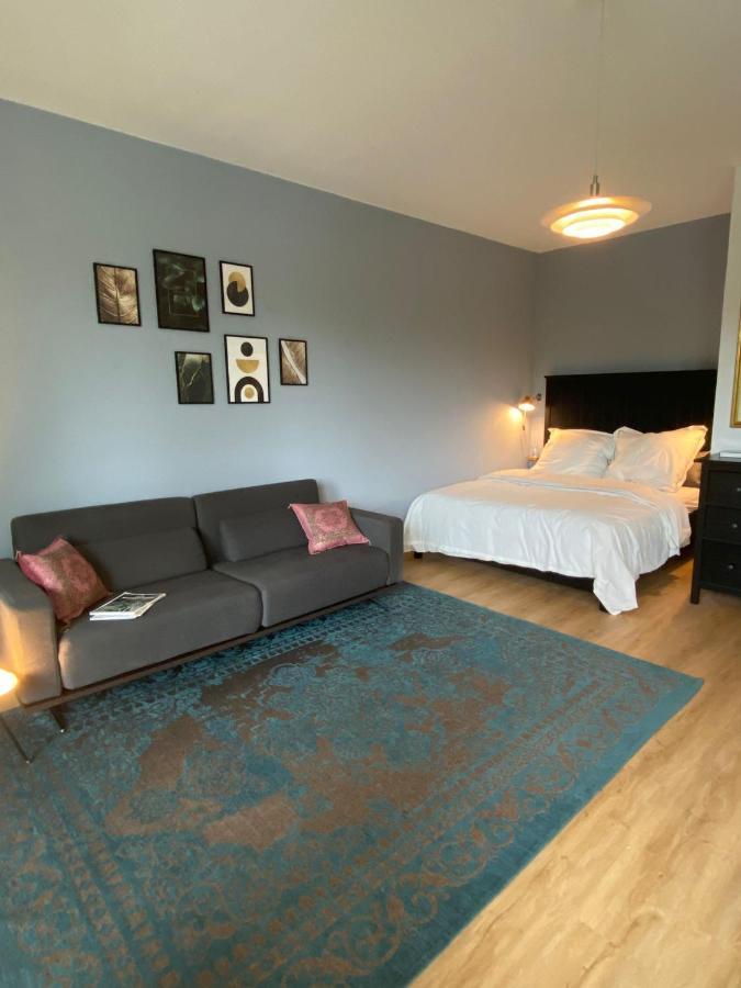 Beautiful Apartment With Balcony Berlim Exterior foto