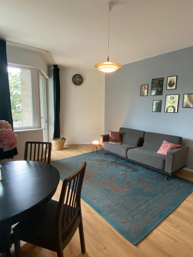 Beautiful Apartment With Balcony Berlim Exterior foto